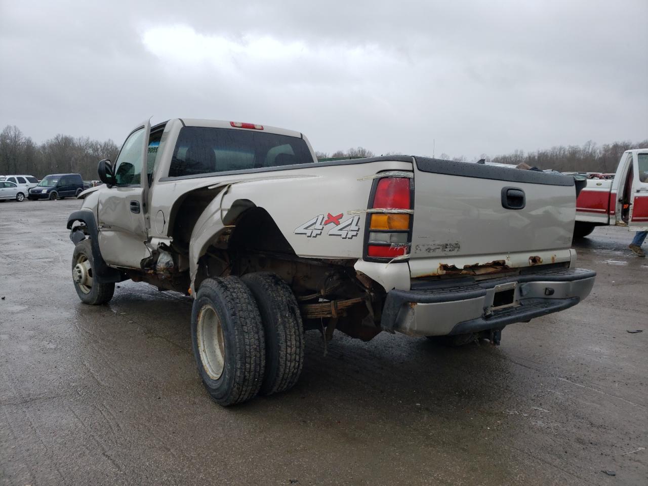 Photo 3 from auction – 2005 CHEVROLET SILVERADO with VIN 1GCJK34255E210227