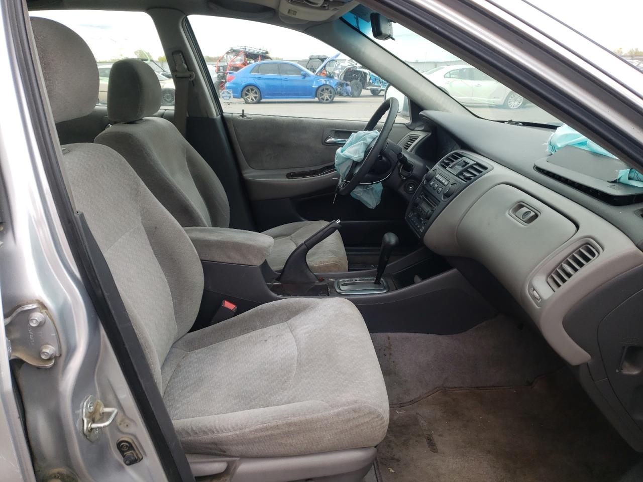 Photo 5 from auction – 2002 HONDA ACCORD SE with VIN 1HGCG56752A005641