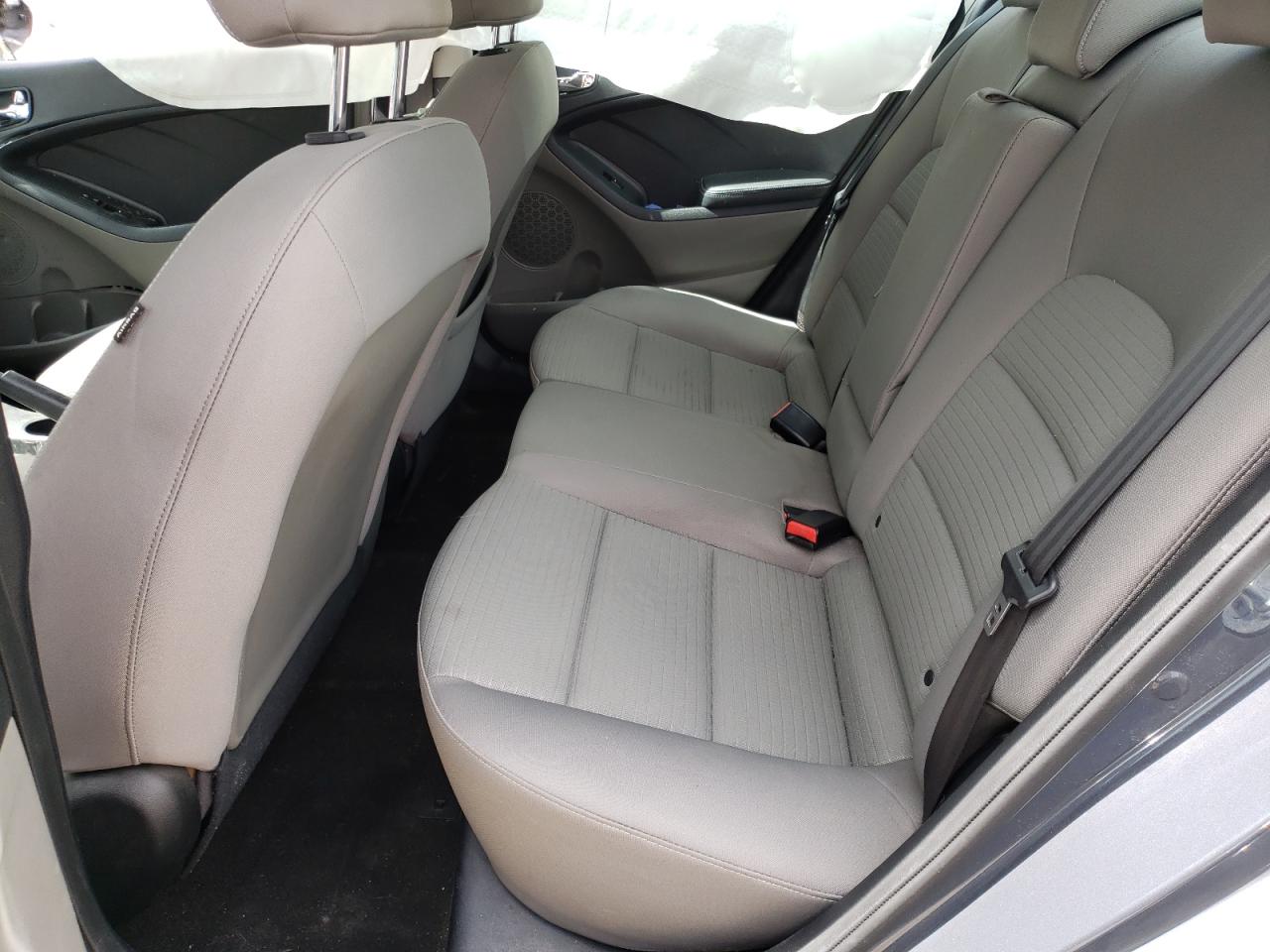 Photo 6 from auction – 2015 KIA FORTE LX with VIN KNAFX4A65F5427084