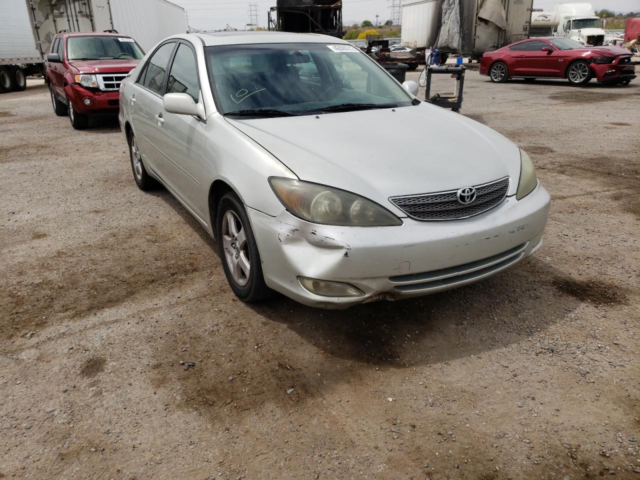 Photo 1 from auction – 2002 TOYOTA CAMRY LE with VIN JTDBF30K520045531
