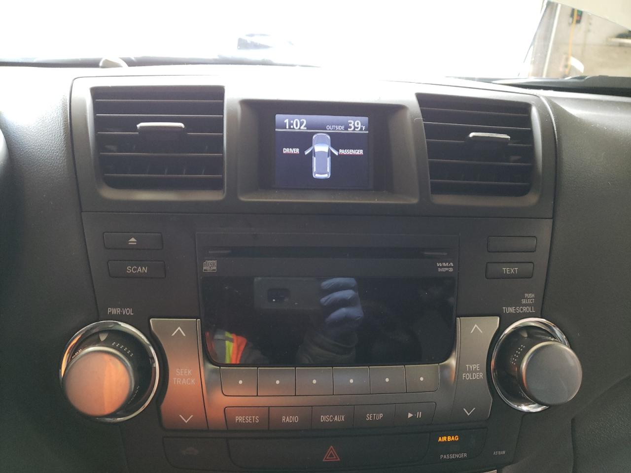 Фото 9 с аукциона – 2012 TOYOTA HIGHLANDER с VIN 5TDZK3EHXCS071547