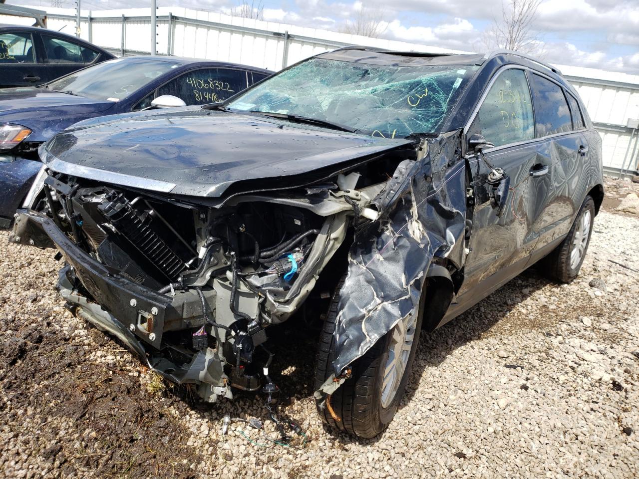 Photo 2 from auction – 2015 CADILLAC SRX LUXURY with VIN 3GYFNEE30FS620063