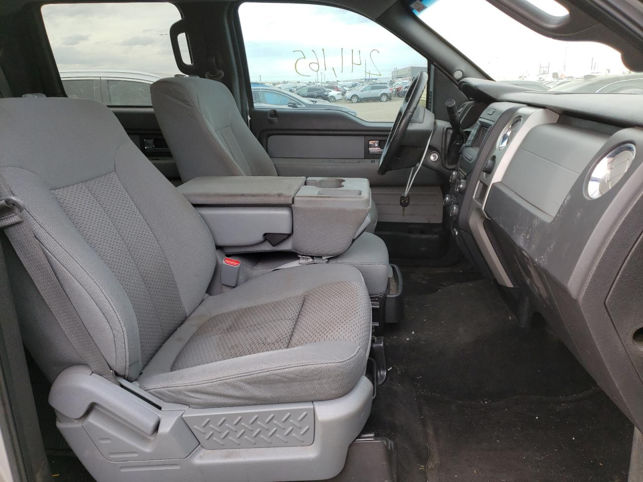 Photo 5 from auction – 2013 FORD F150 SUPER with VIN 1FTFW1EF2DFA04680