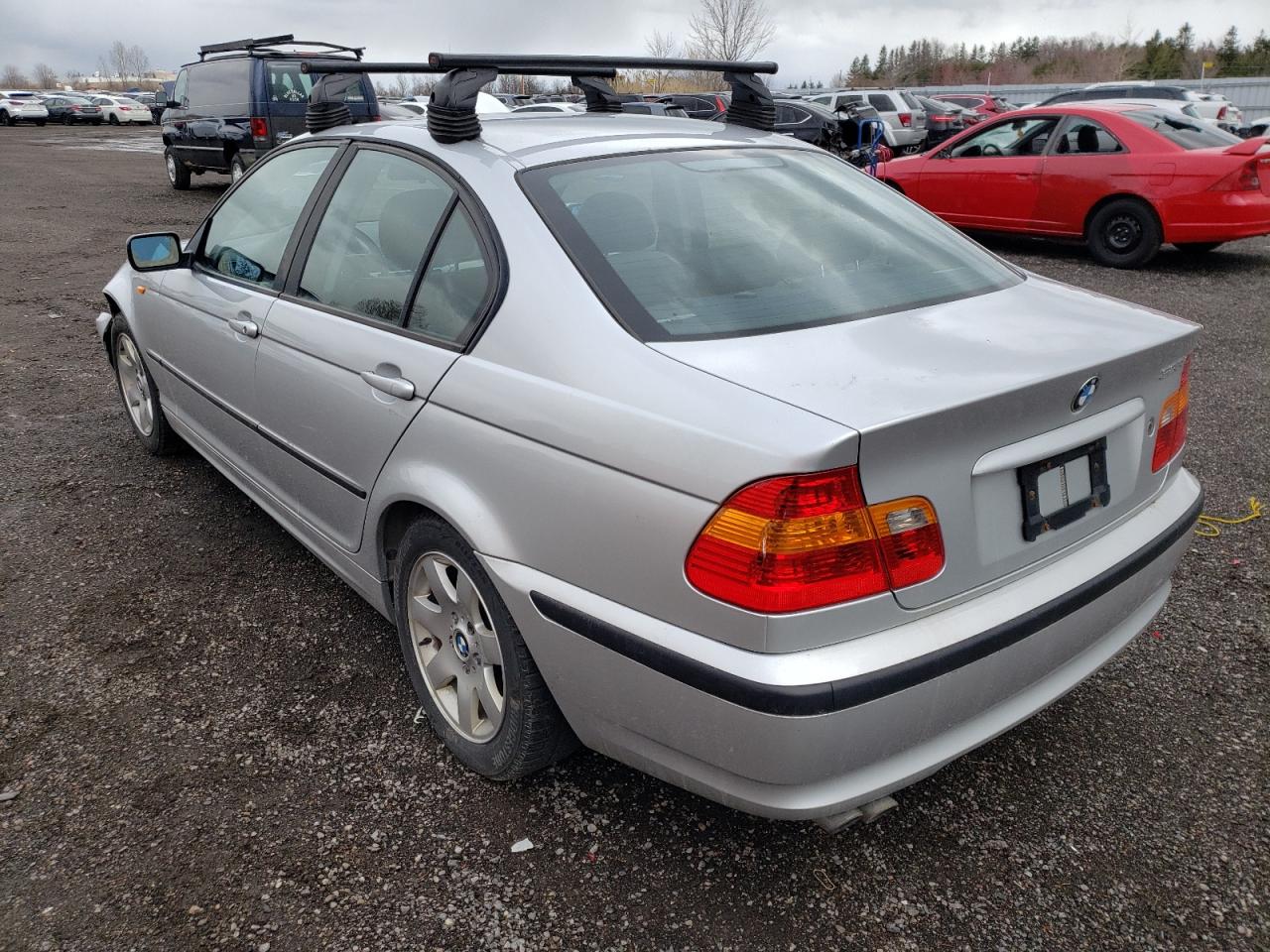 Photo 3 from auction – 2003 BMW 325 I with VIN WBAEV33453PD56835