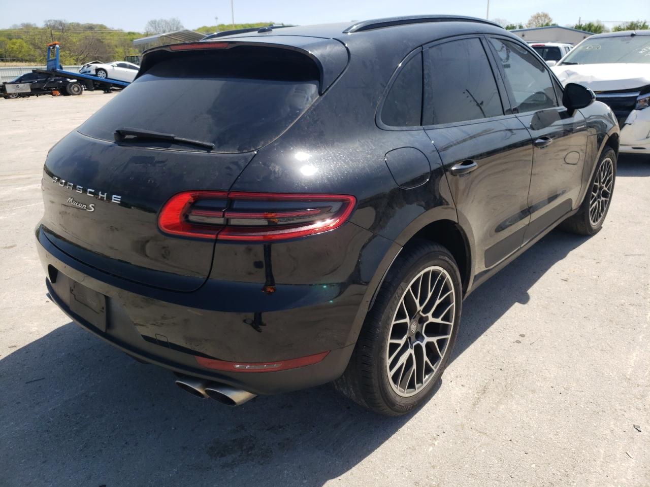 Photo 4 from auction – 2018 PORSCHE MACAN S with VIN WP1AB2A5XJLB32167