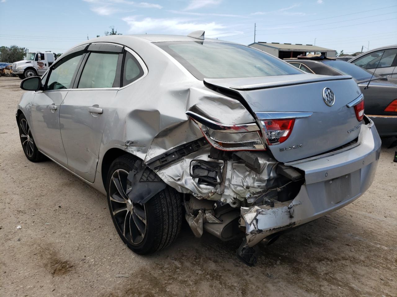 Photo 3 from auction – 2017 BUICK VERANO SPO with VIN 1G4PR5SK3H4109049