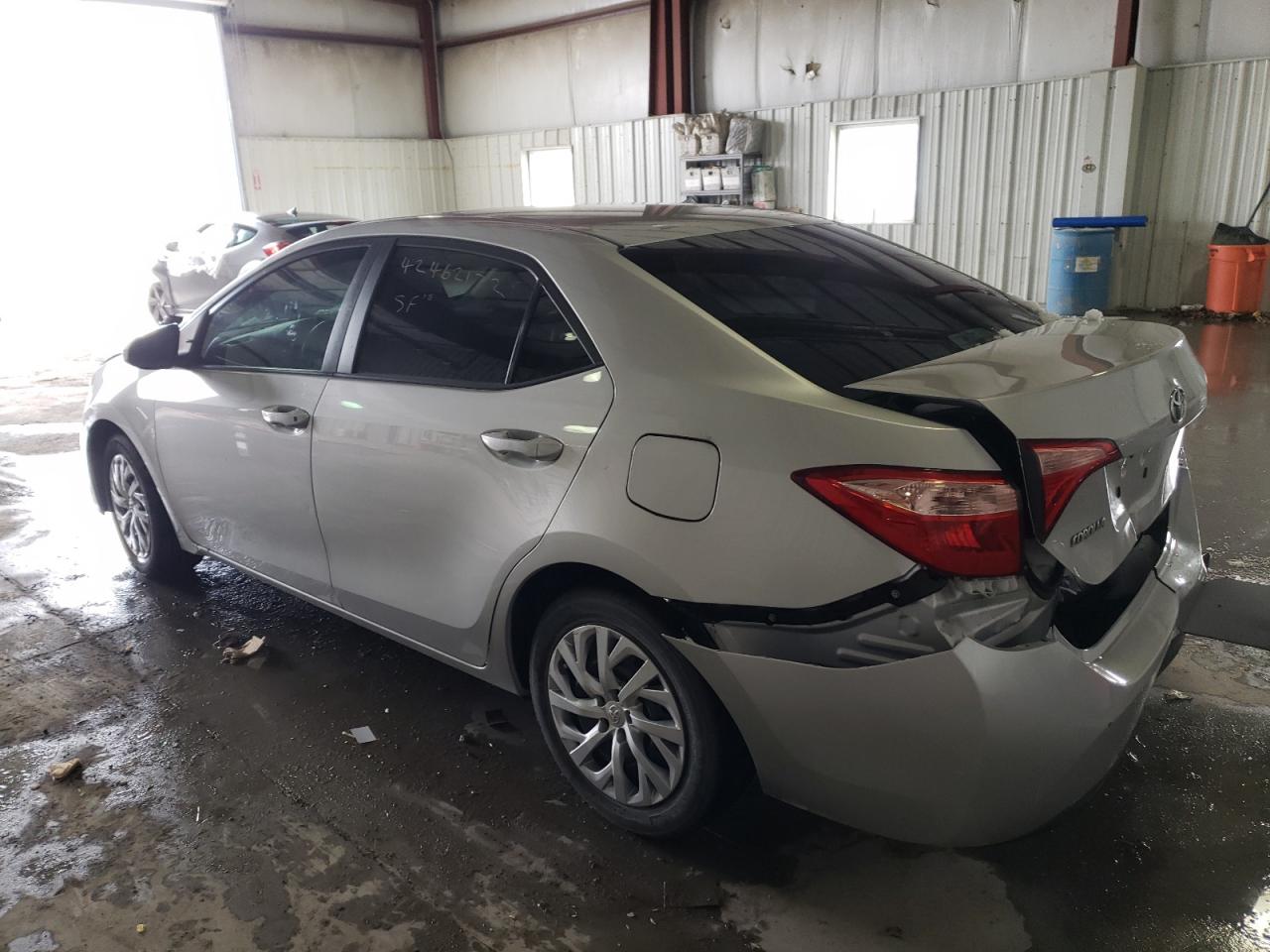 Photo 3 from auction – 2018 TOYOTA COROLLA L with VIN 5YFBURHE2JP832058