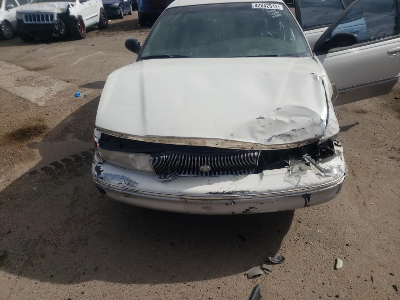 Photo 7 from auction – 1996 CHRYSLER NEW YORKER with VIN 2C3HC46F0TH103324