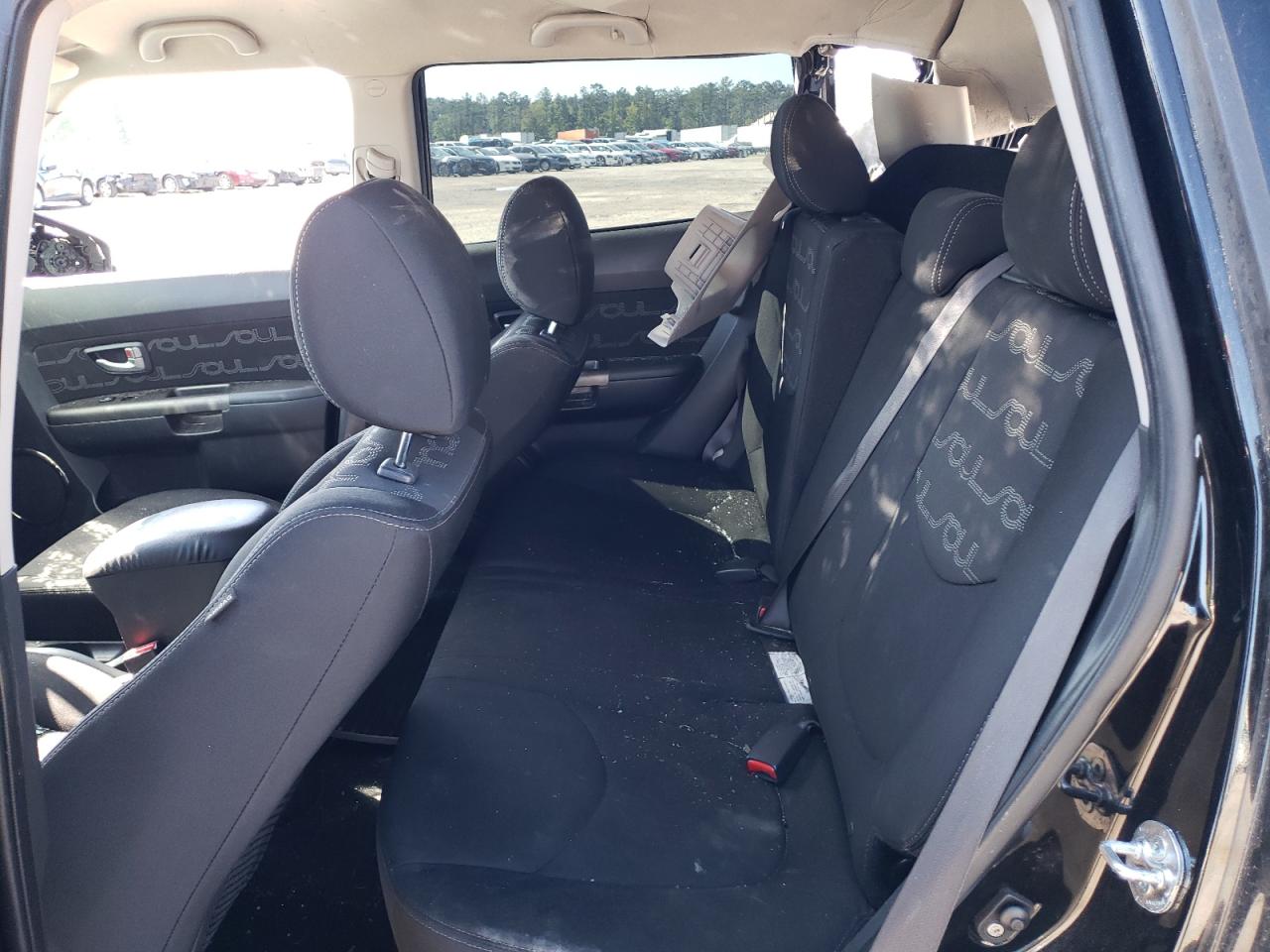 Foto 6 de la subasta – 2013 KIA SOUL + con VIN KNDJT2A62D7618508