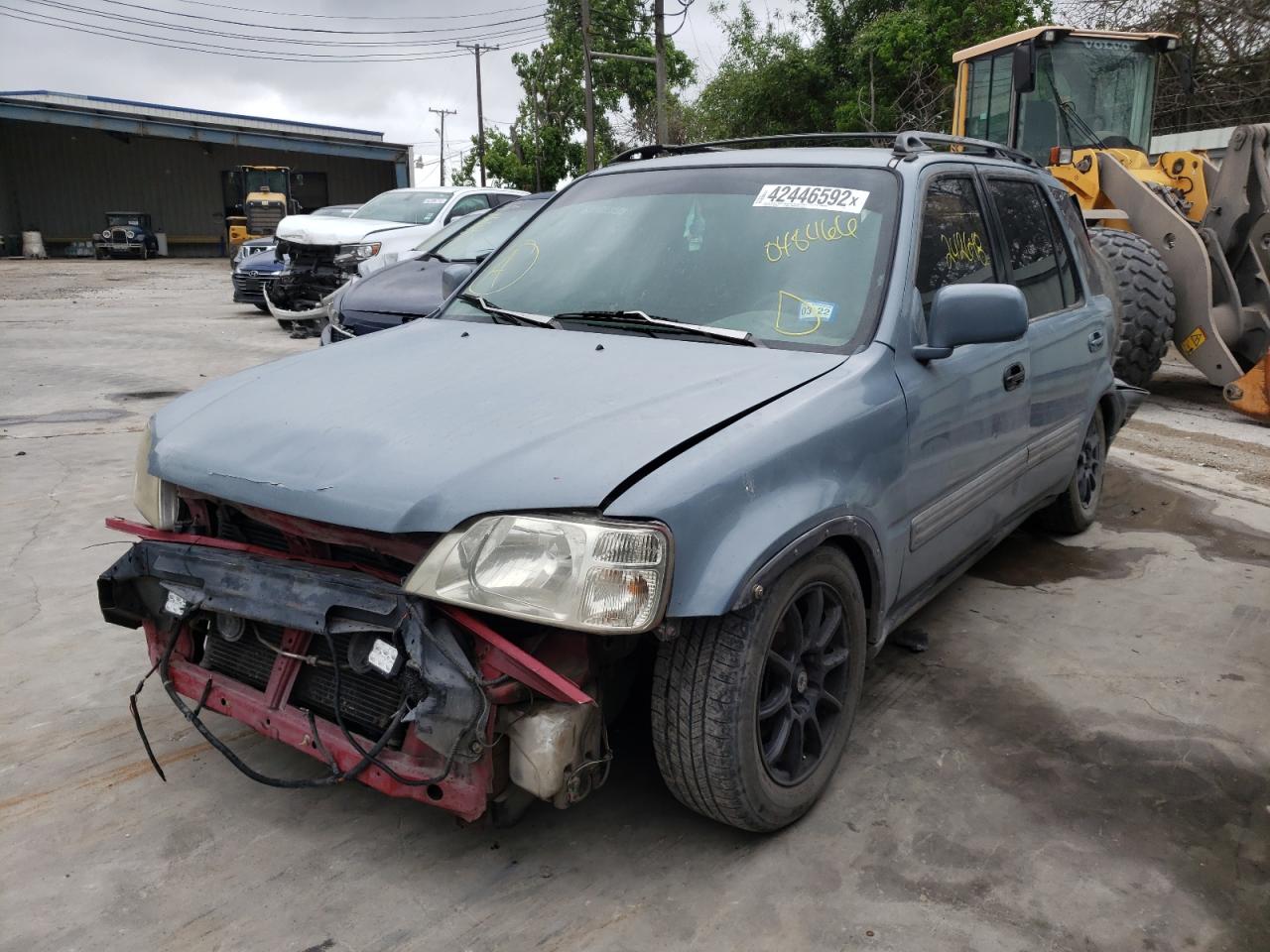 Photo 15 from auction – 1998 HONDA CR-V with VIN JHLRD1863WC048466