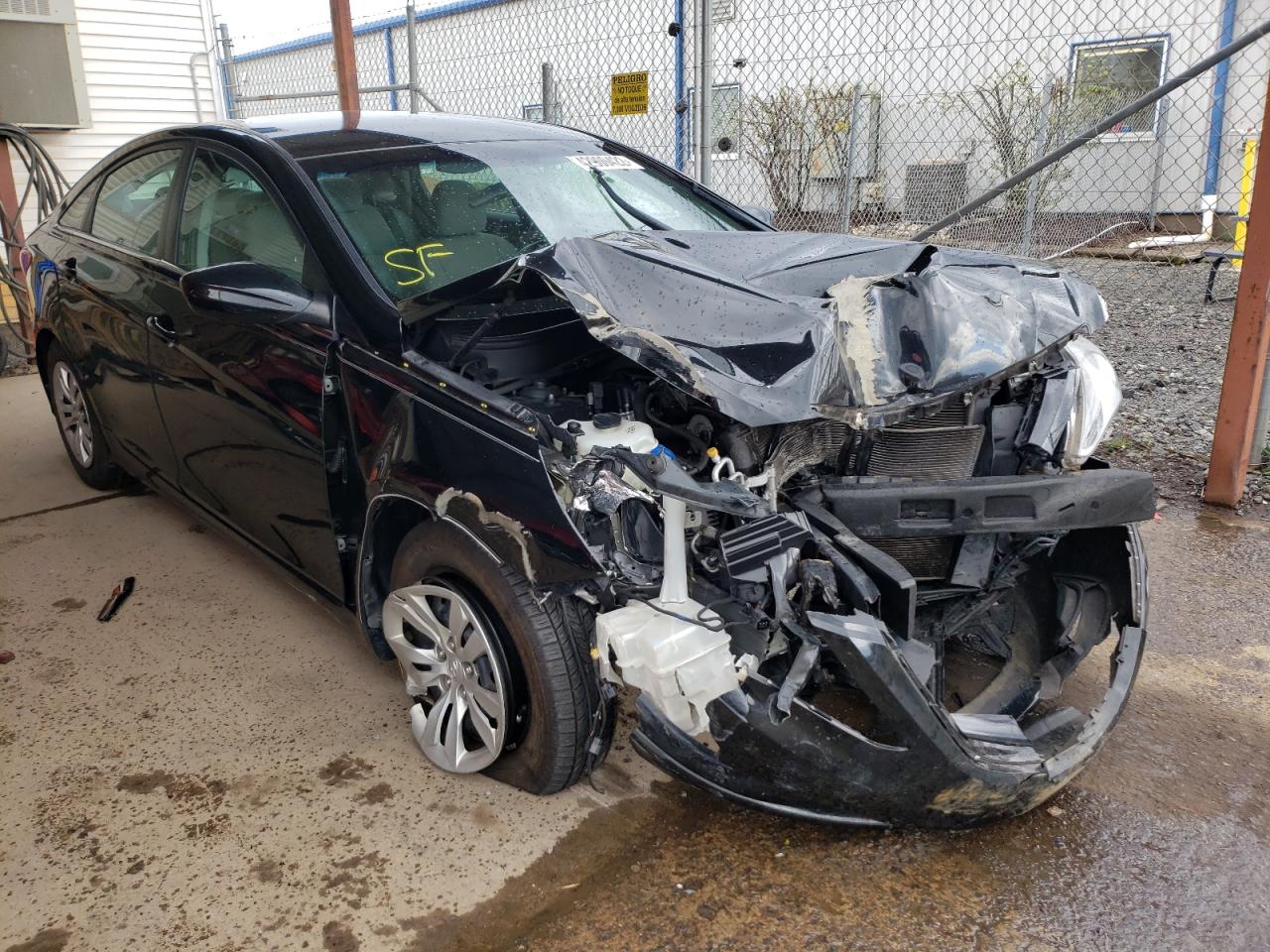 HYUNDAI SONATA GLS 2011 with VIN 5NPEB4AC2BH271499 - Photo from auction