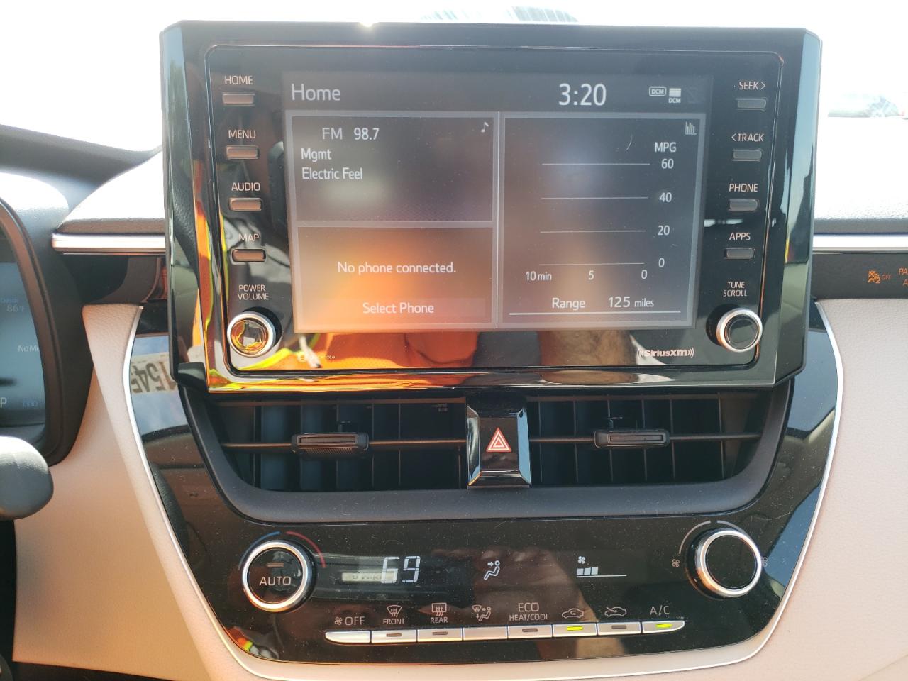 Photo 9 from auction – 2022 TOYOTA COROLLA LE with VIN JTDEPMAE4NJ204868