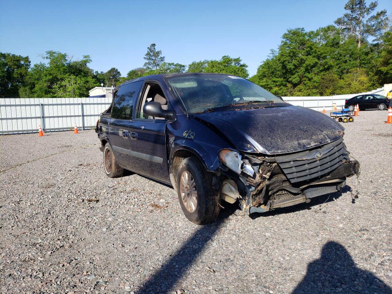 CHRYSLER TOWN AND C 2006 with VIN 1A4GP45RX6B595049 - Photo from auction