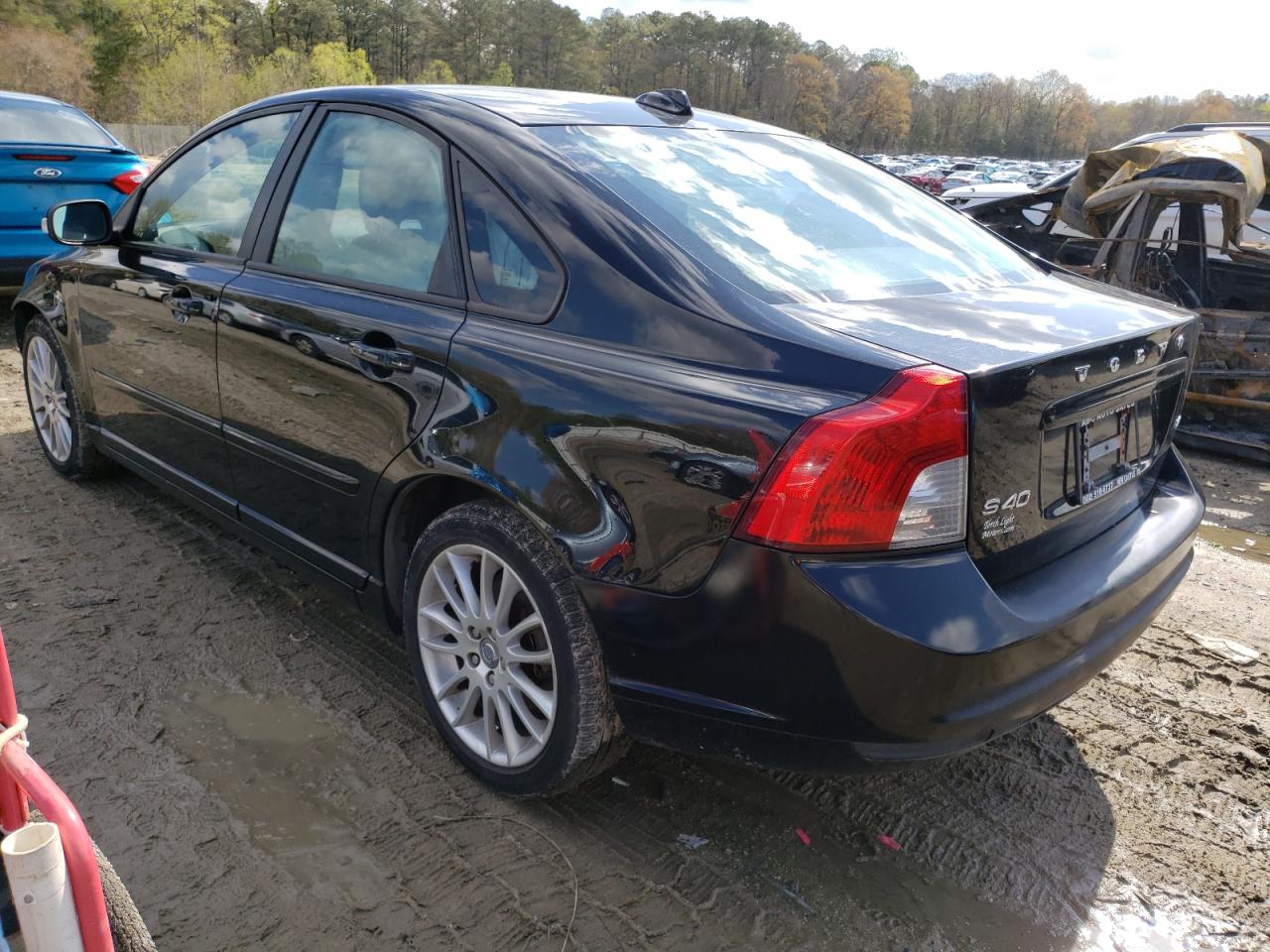 Photo 3 from auction – 2010 VOLVO S40 2.4I with VIN YV1390MS3A2485183