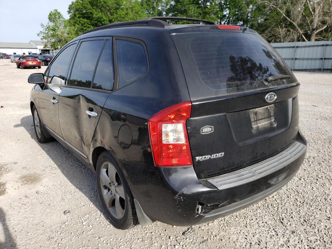 Photo 3 from auction – 2008 KIA RONDO LX with VIN KNAFG526X87208178