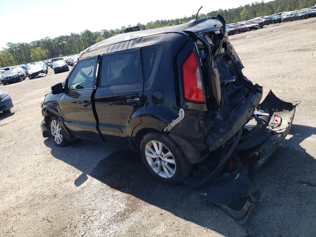 Foto 3 de la subasta – 2013 KIA SOUL + con VIN KNDJT2A62D7618508