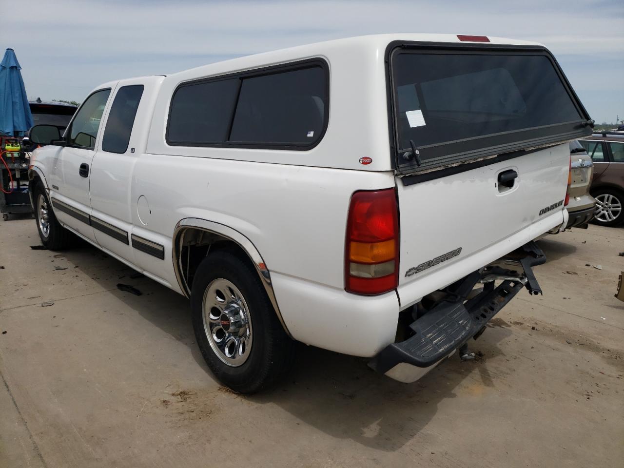 Photo 3 from auction – 1999 CHEVROLET SILVERADO with VIN 2GCEC19T3X1160064