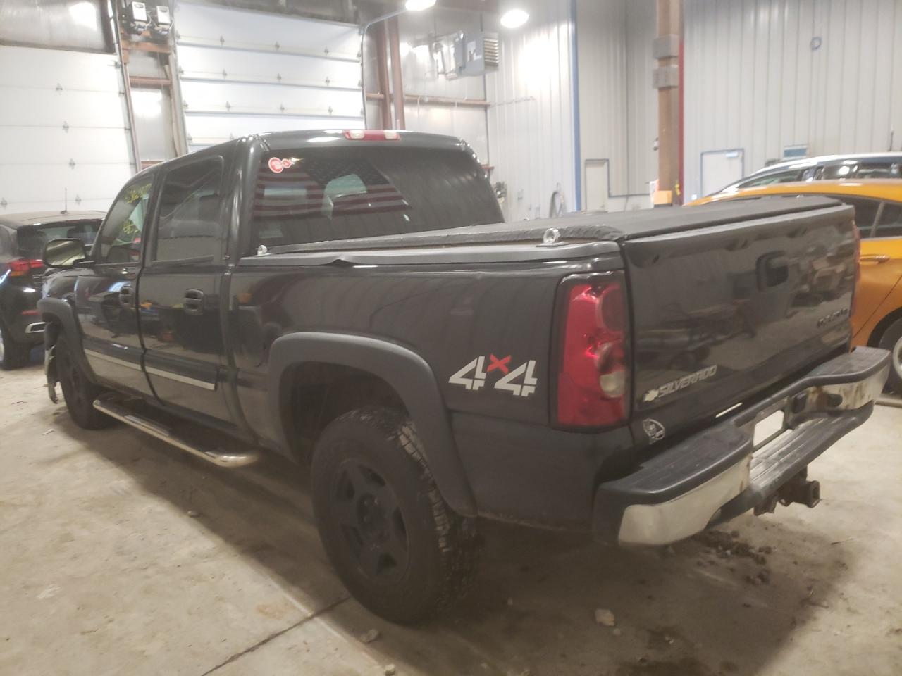 Photo 3 from auction – 2004 CHEVROLET SILVERADO with VIN 2GCEK13T141354082