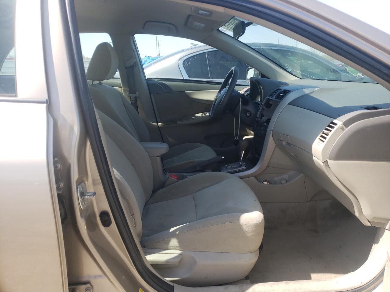 Photo 5 from auction – 2010 TOYOTA COROLLA BA with VIN 1NXBU4EEXAZ203606
