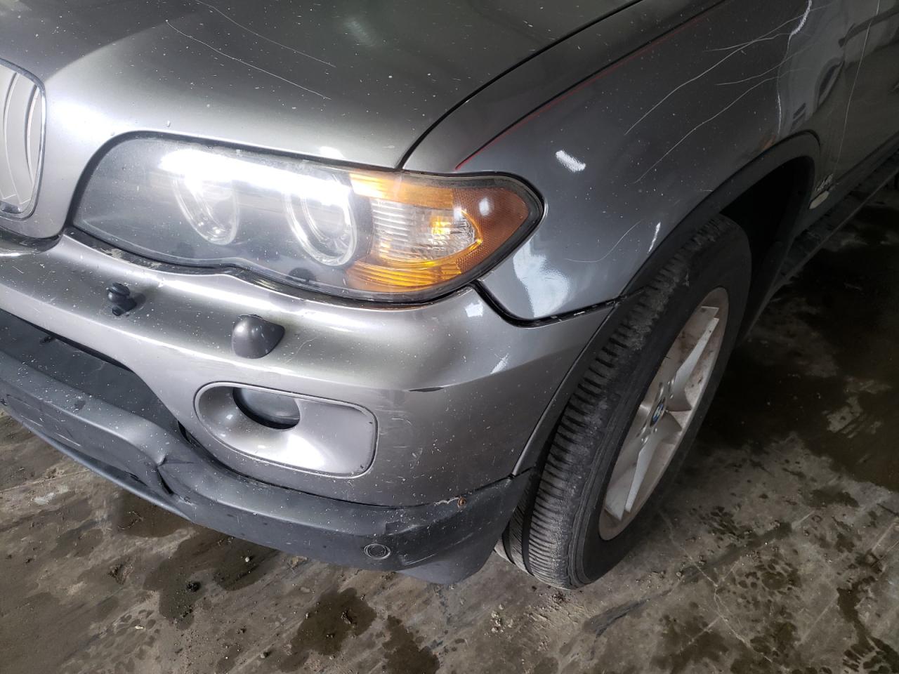 Photo 9 from auction – 2005 BMW X5 4.4I with VIN 5UXFB53575LV14926