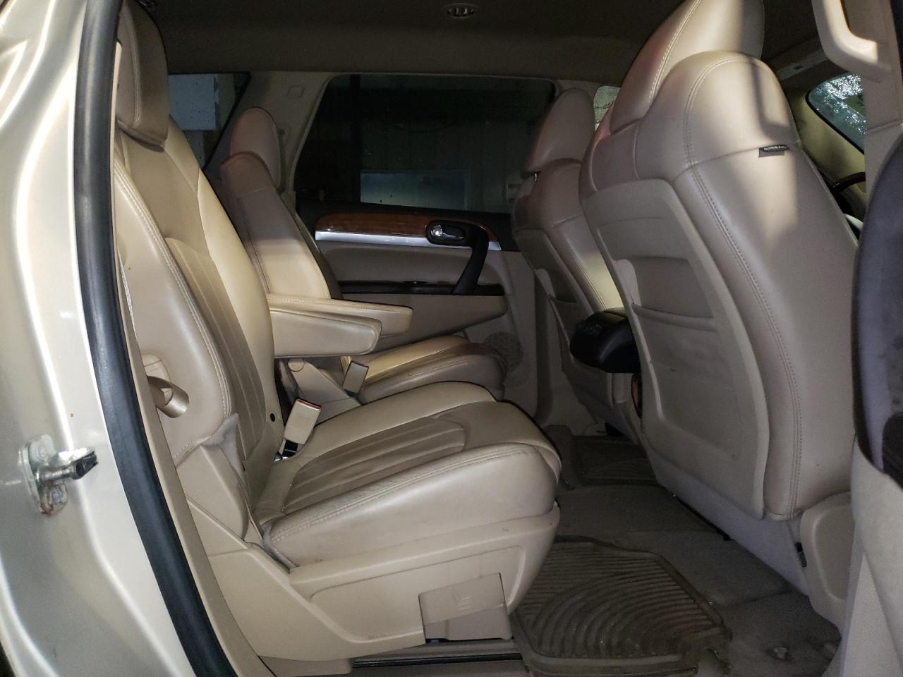 Photo 6 from auction – 2009 BUICK ENCLAVE CX with VIN 5GAER23D89J101852