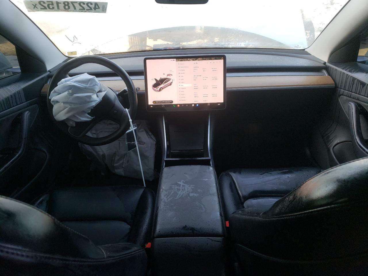 Photo 9 from auction – 2018 TESLA MODEL 3 with VIN 5YJ3E1EBXJF084202