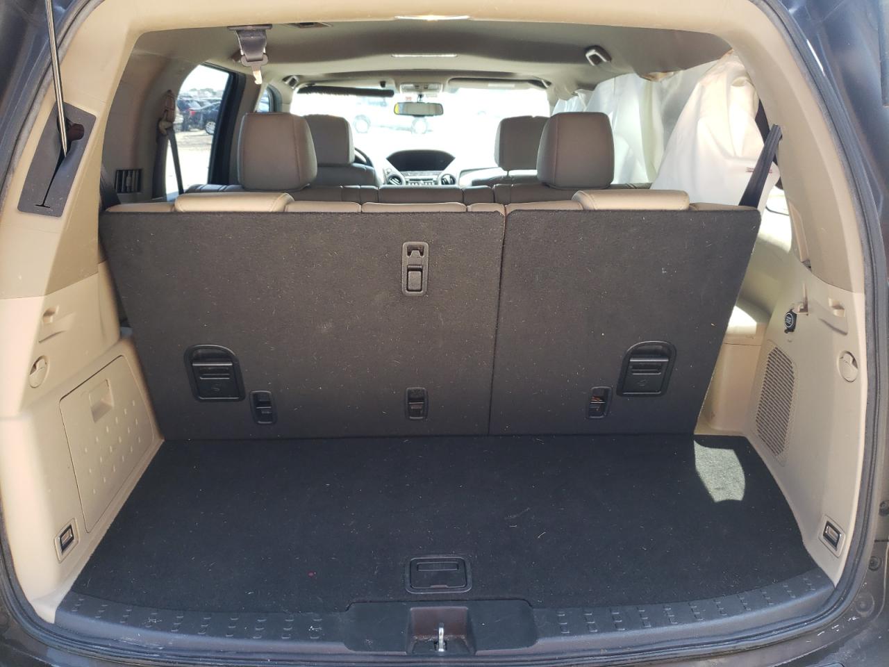 Photo 9 from auction – 2014 HONDA PILOT EXL with VIN 5FNYF3H55EB027285