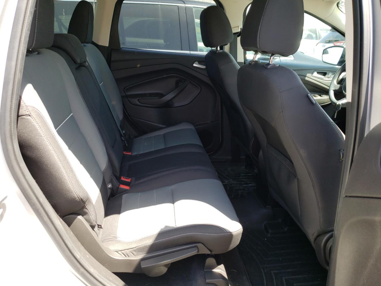 Photo 6 from auction – 2015 FORD ESCAPE SE with VIN 1FMCU0GXXFUB07123