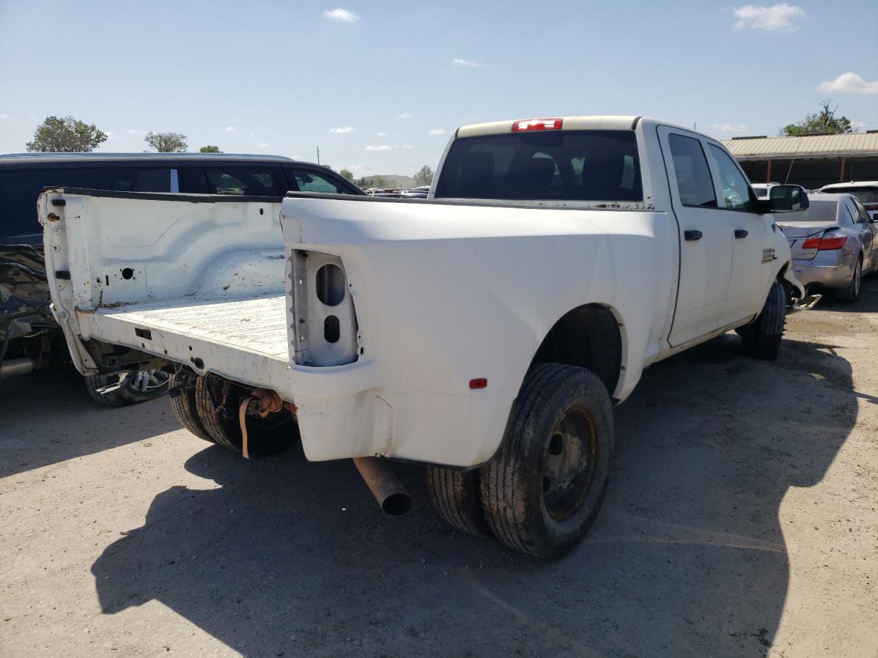Photo 4 from auction – 2014 RAM 3500 ST with VIN 3C63RRGL1EG118270