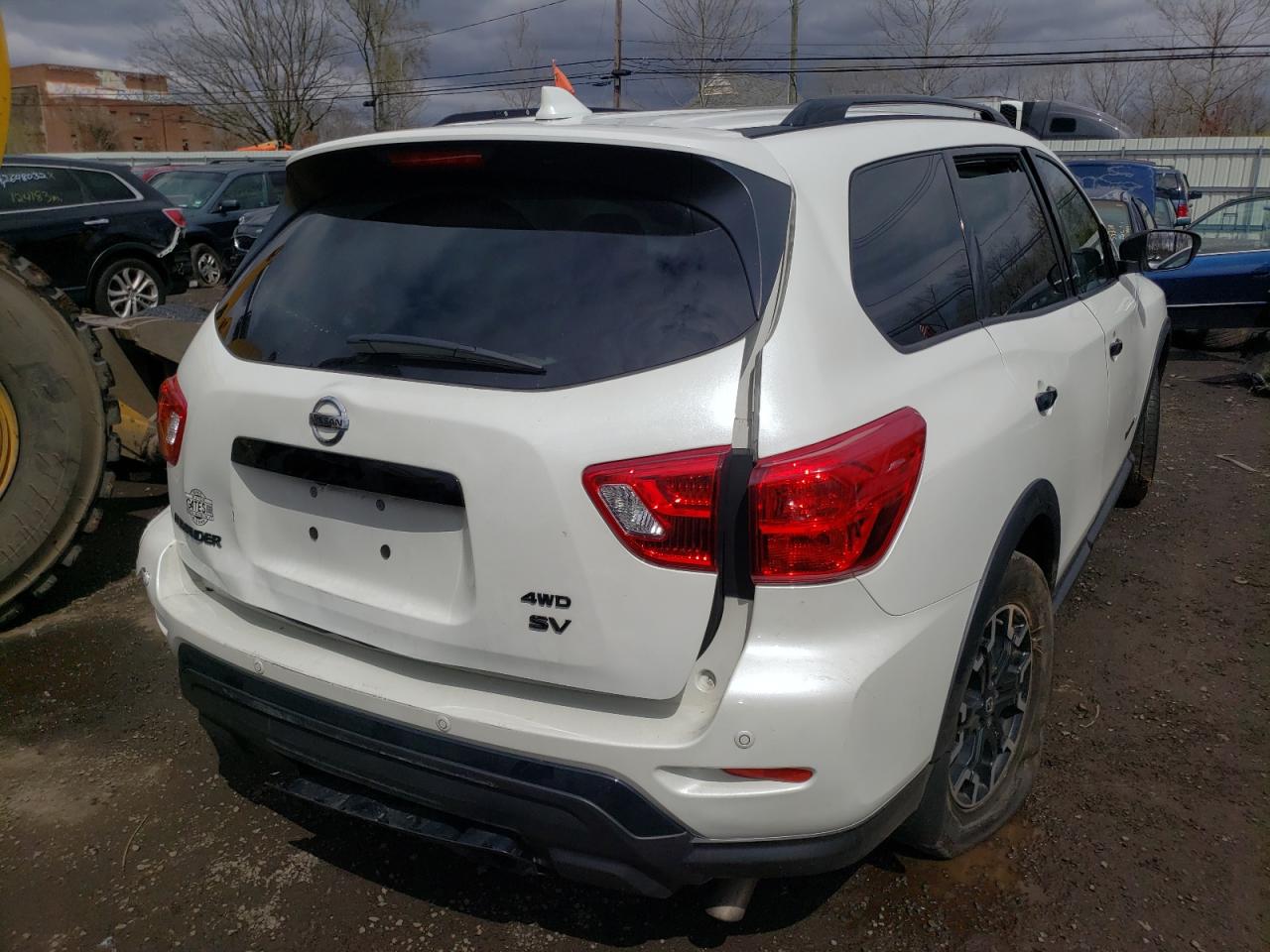 Photo 4 from auction – 2020 NISSAN PATHFINDER with VIN 5N1DR2BM5LC606489