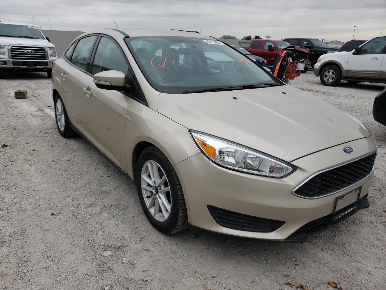 FORD FOCUS SE 2017 with VIN 1FADP3F20HL230029 - Photo from auction