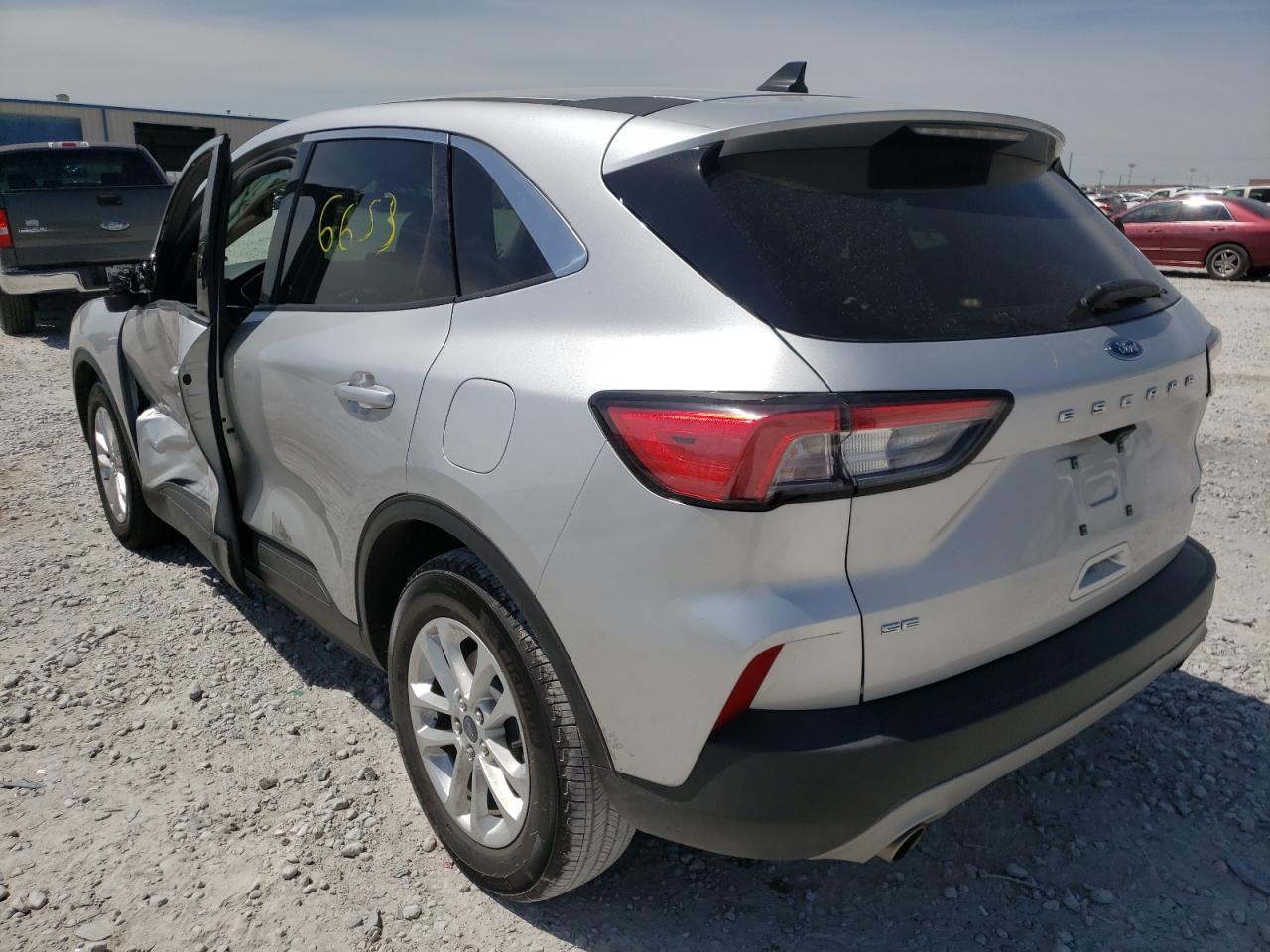 Photo 3 from auction – 2020 FORD ESCAPE SE with VIN 1FMCU0G65LUC05267