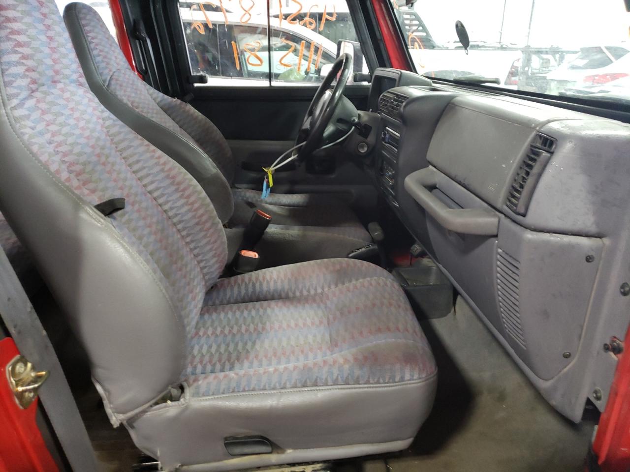 Photo 5 from auction – 1998 JEEP WRANGLER / with VIN 1J4FY29PXWP766259
