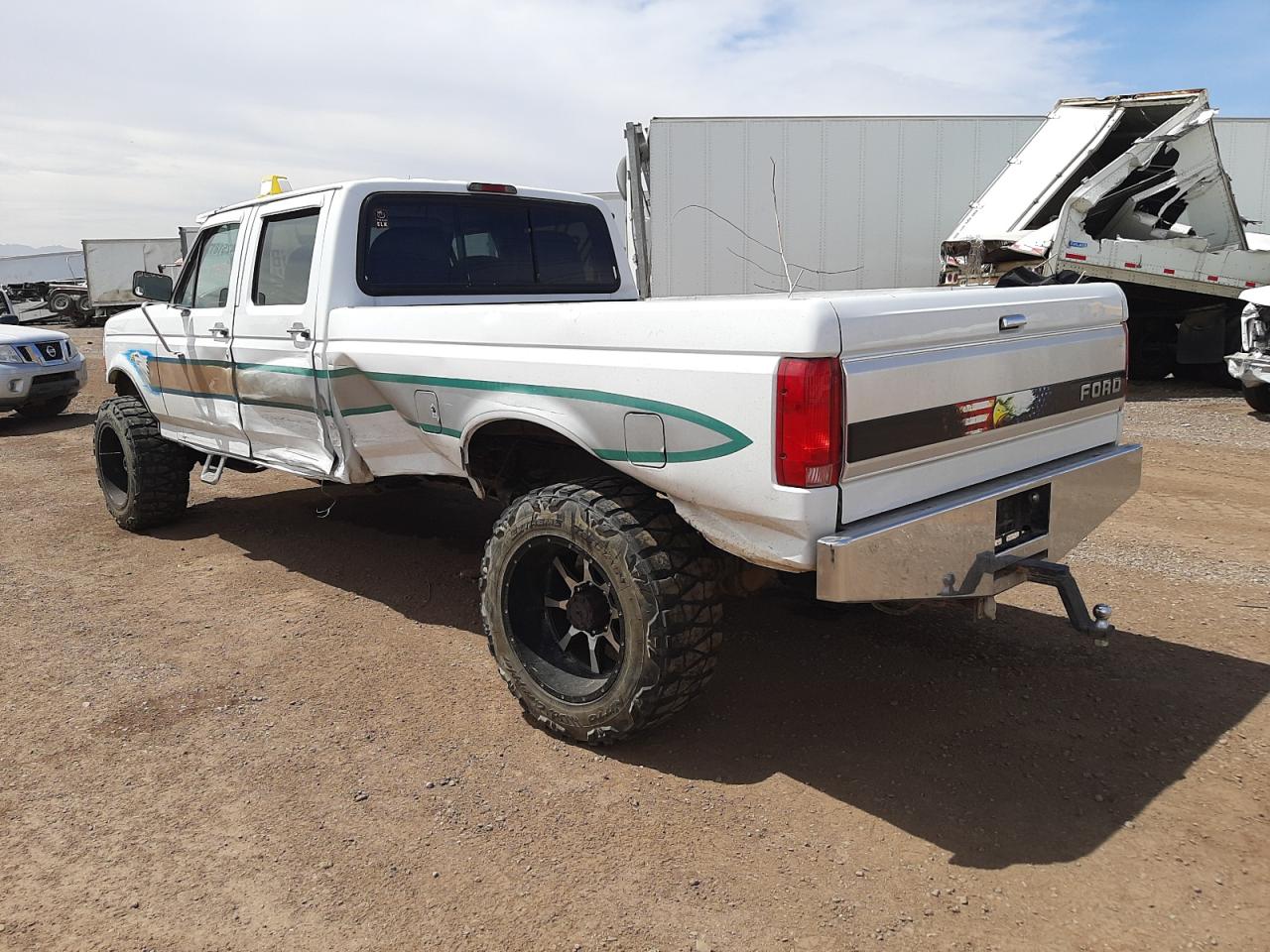 Photo 3 from auction – 1996 FORD F350 with VIN 1FTJW36G3TEB28863