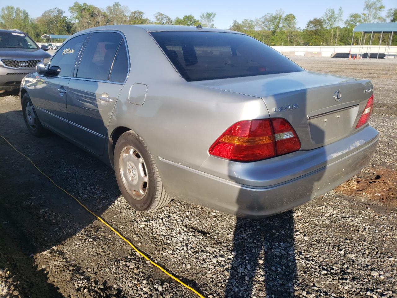 Photo 3 from auction – 2002 LEXUS LS 430 with VIN JTHBN30F120089918