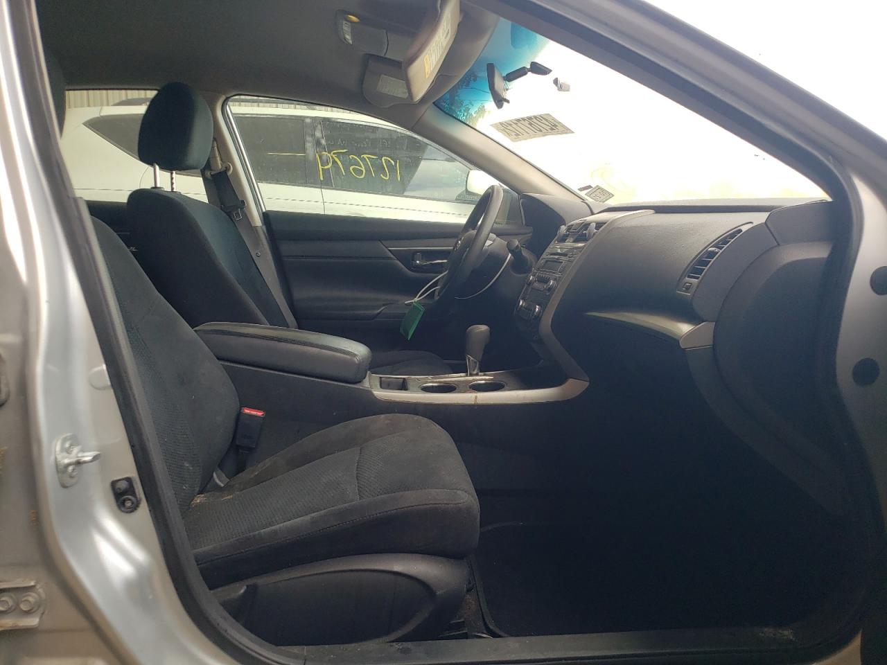 Photo 5 from auction – 2015 NISSAN ALTIMA 2.5 with VIN 1N4AL3AP3FN874305