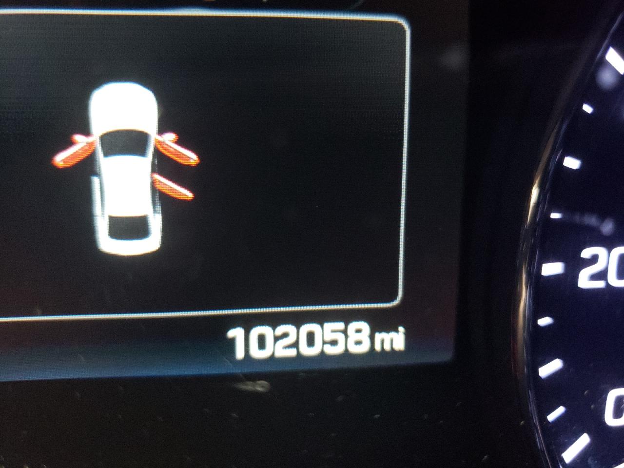 Photo 8 from auction – 2015 HYUNDAI GENESIS 3. with VIN KMHGN4JE1FU080259