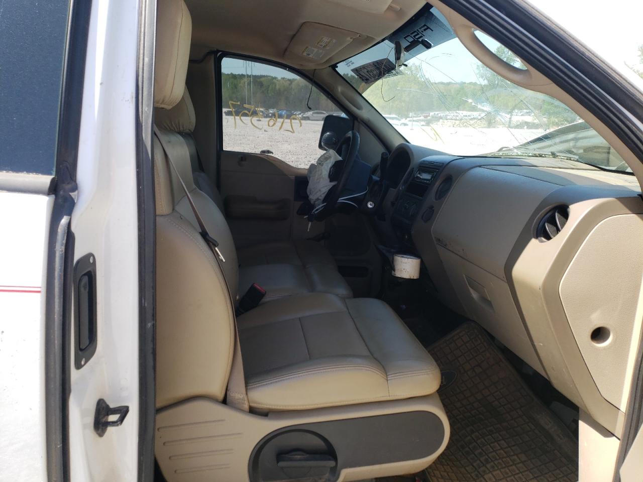 Photo 5 from auction – 2006 FORD F150 with VIN 1FTRF12W26NA53632