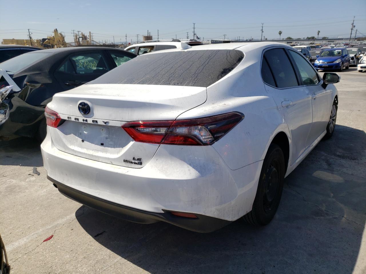 Photo 4 from auction – 2022 TOYOTA CAMRY LE with VIN 4T1C31AK2NU573472