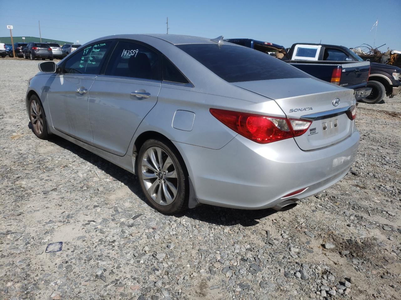 Photo 3 from auction – 2011 HYUNDAI SONATA SE with VIN 5NPEC4ACXBH130015