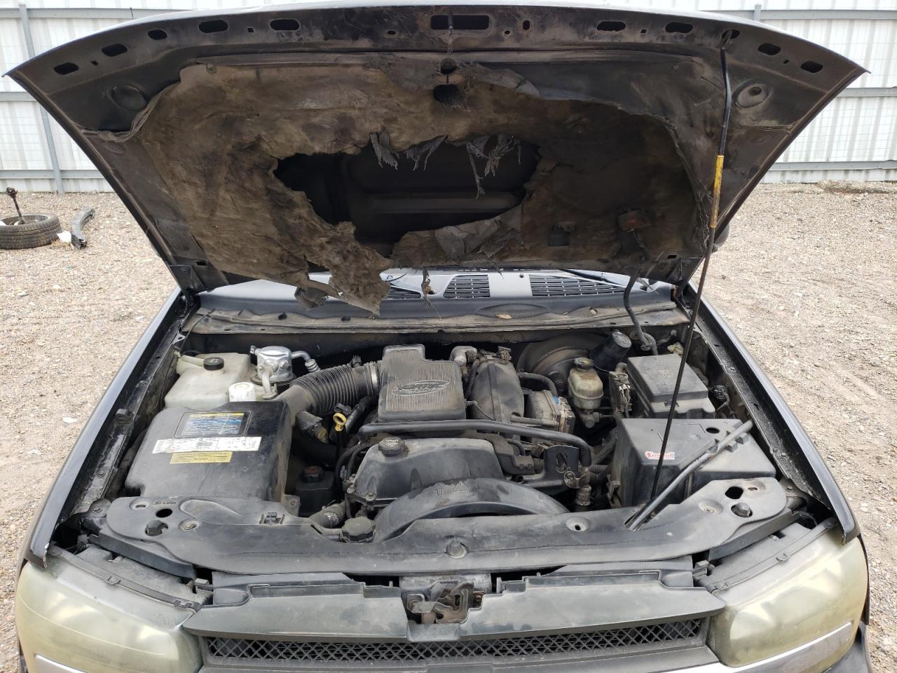Photo 7 from auction – 2002 CHEVROLET TRAILBLAZE with VIN 1GNDS13S622129051