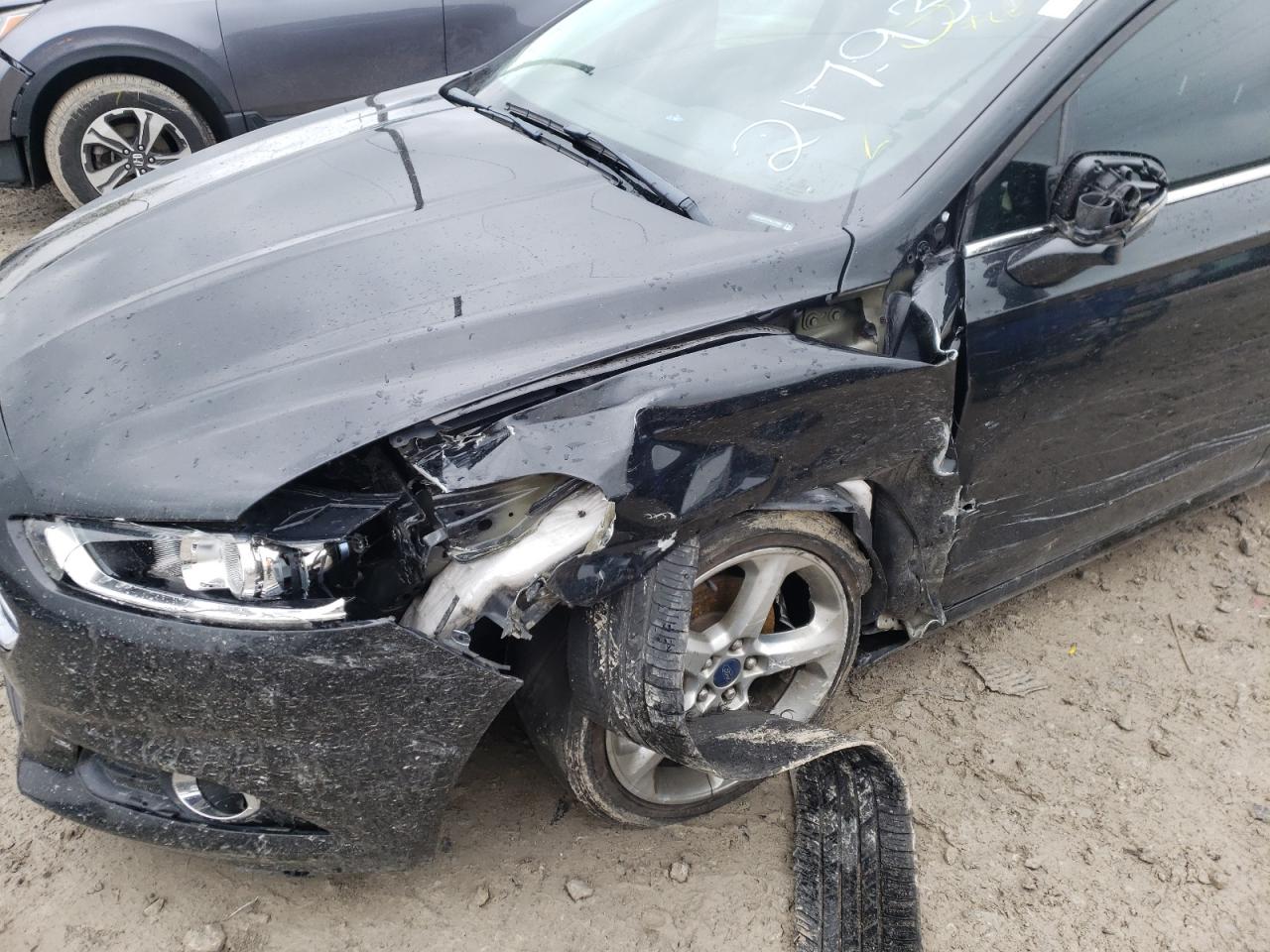 Photo 9 from auction – 2015 FORD FUSION SE with VIN 3FA6P0H77FR217938