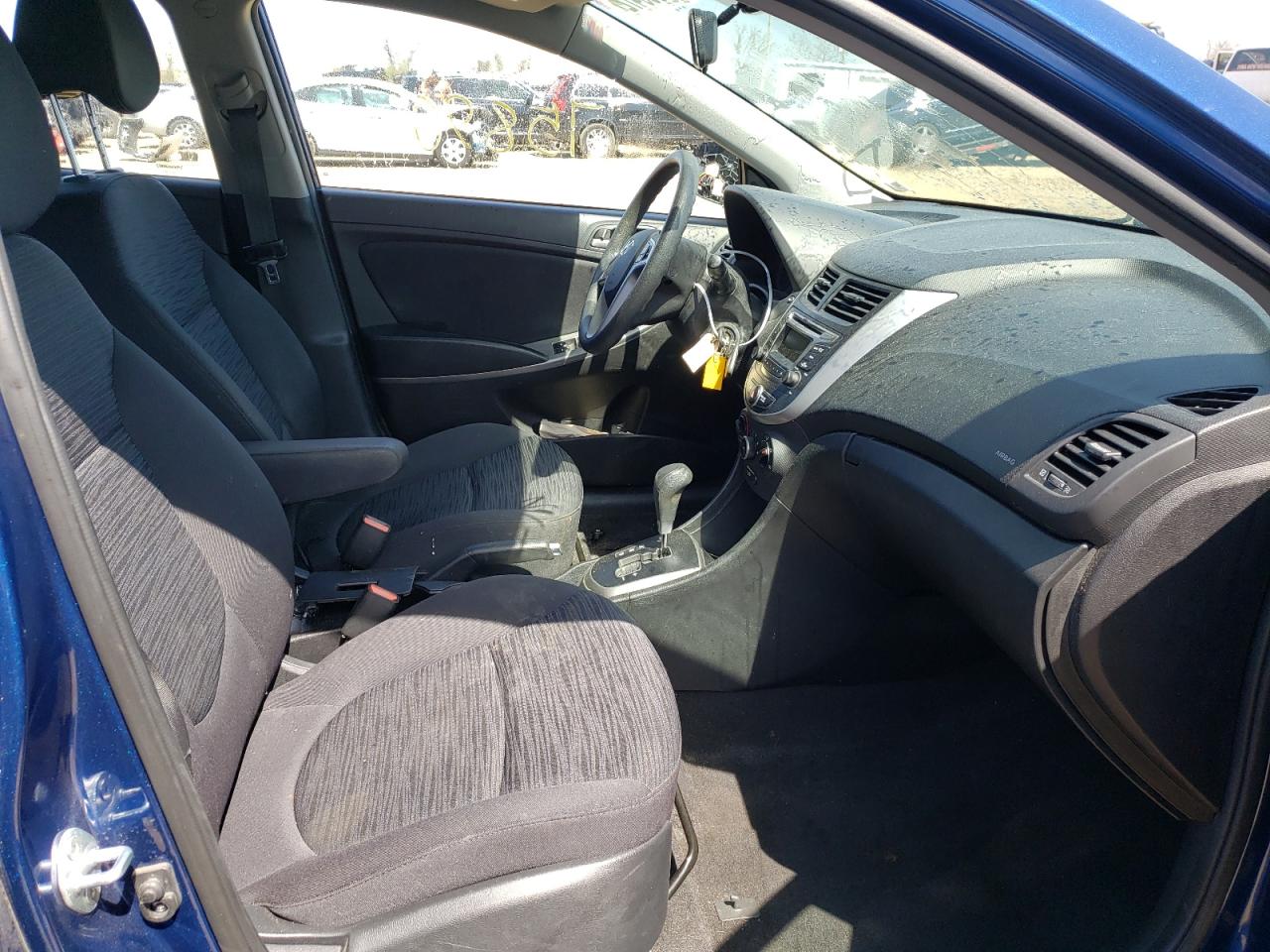 Photo 5 from auction – 2017 HYUNDAI ACCENT SE with VIN KMHCT5AEXHU313035