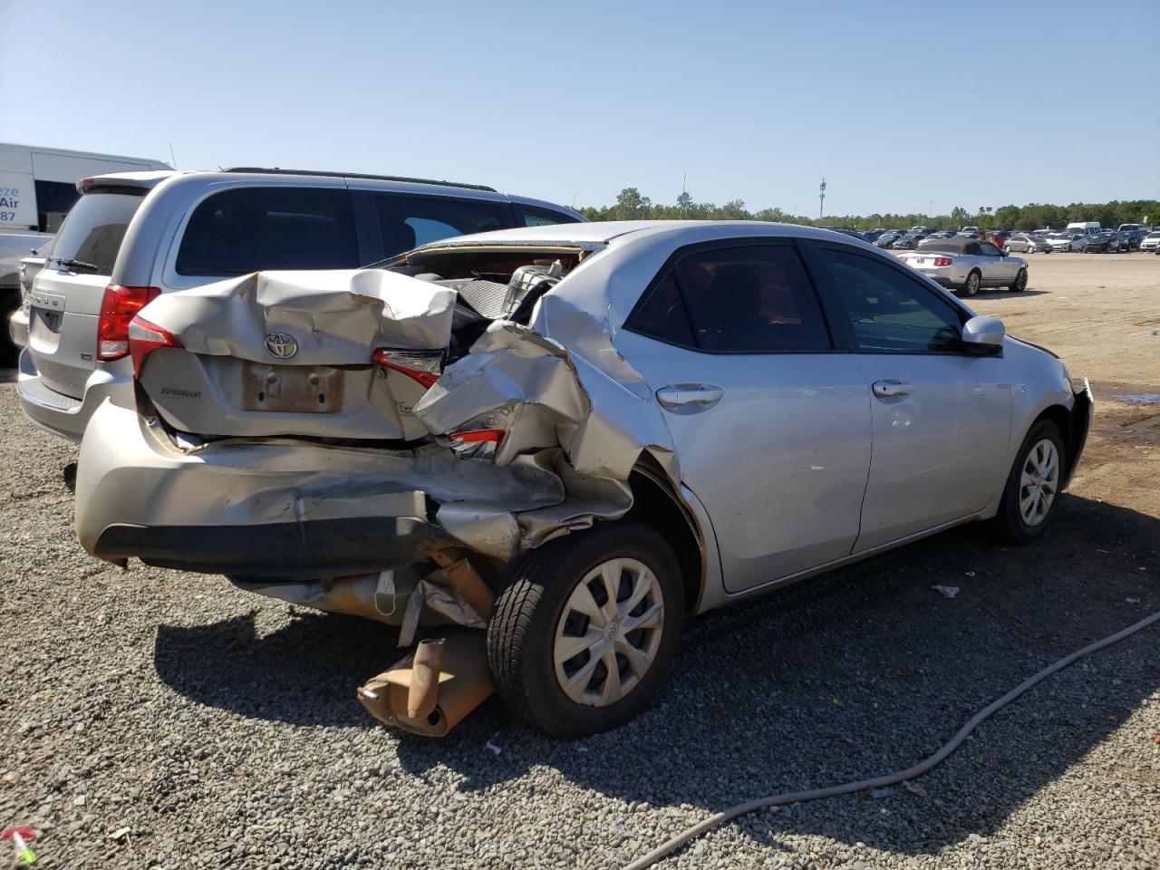 Photo 4 from auction – 2014 TOYOTA COROLLA L with VIN 2T1BURHE2EC223848