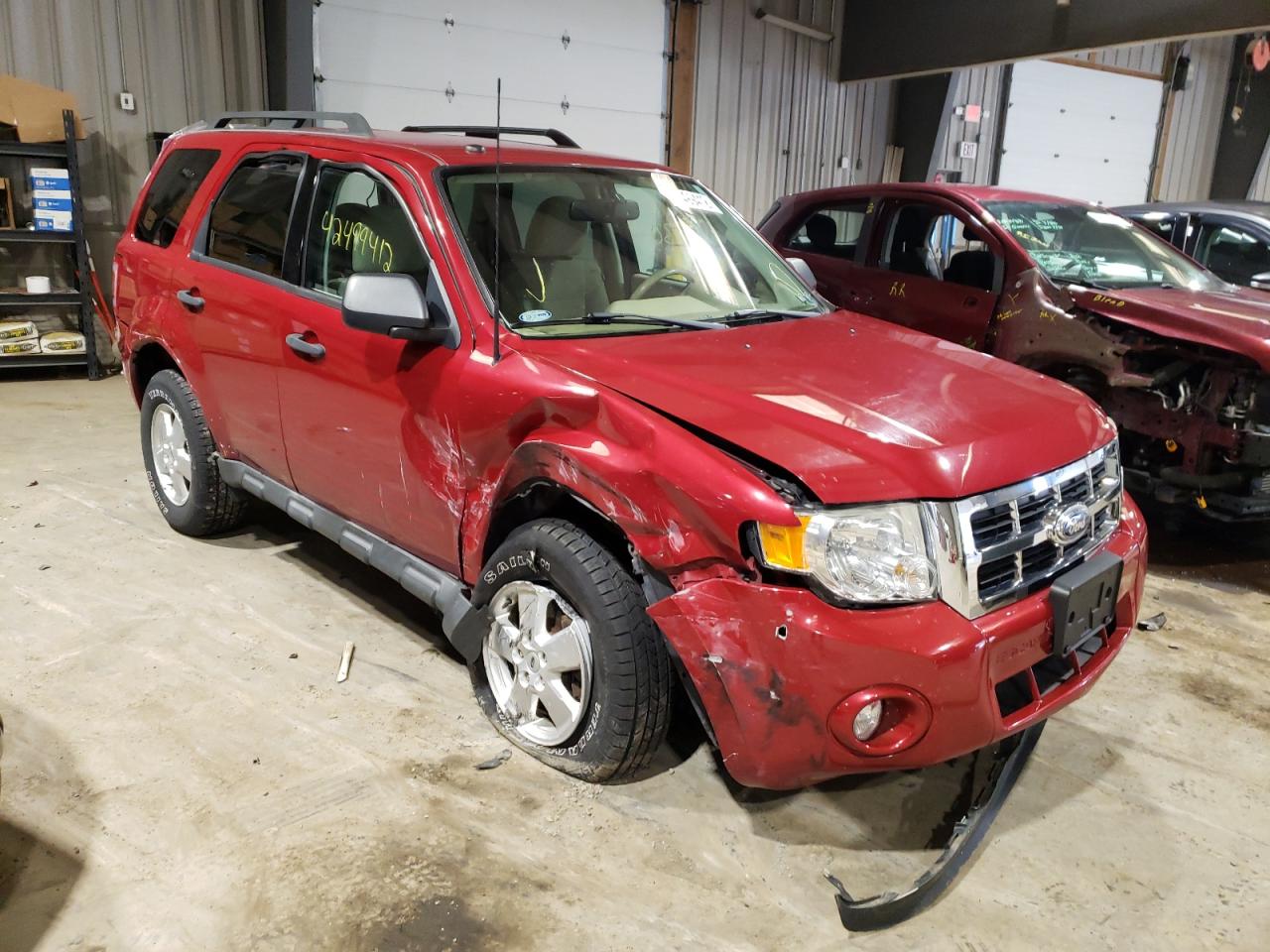 FORD ESCAPE XLT 2011 with VIN 1FMCU9DG3BKB85001 - Photo from auction