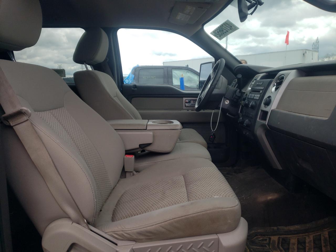 Photo 5 from auction – 2009 FORD F150 SUPER with VIN 1FTPW14V19FB28993