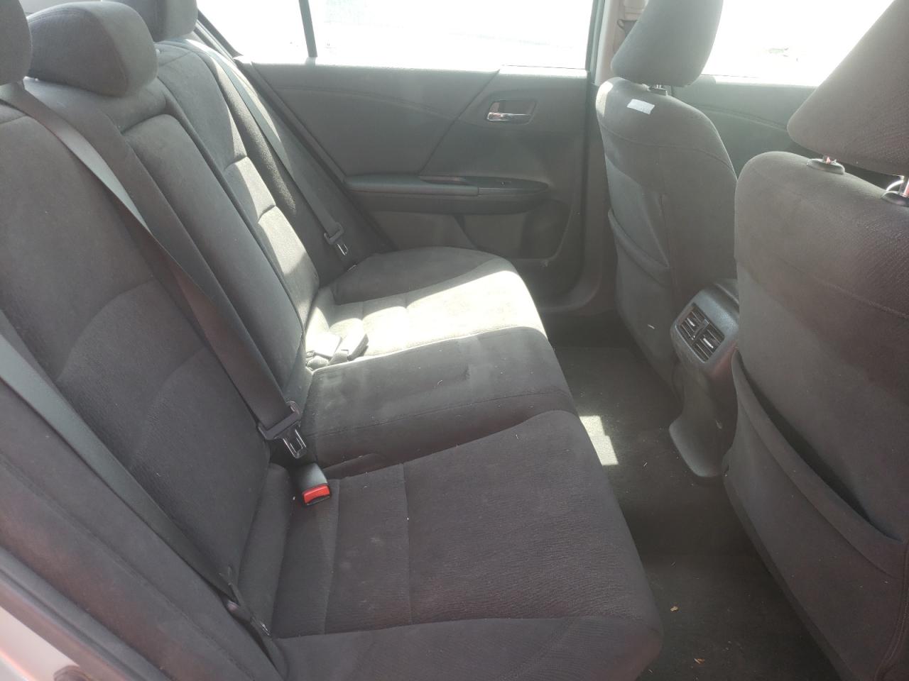 Photo 6 from auction – 2015 HONDA ACCORD EX with VIN 1HGCR2F73FA075931