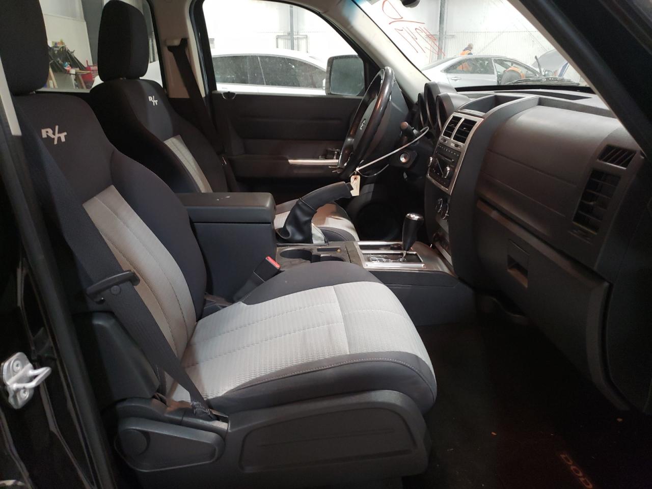 Photo 5 from auction – 2007 DODGE NITRO R/T with VIN 1D8GU58667W714247