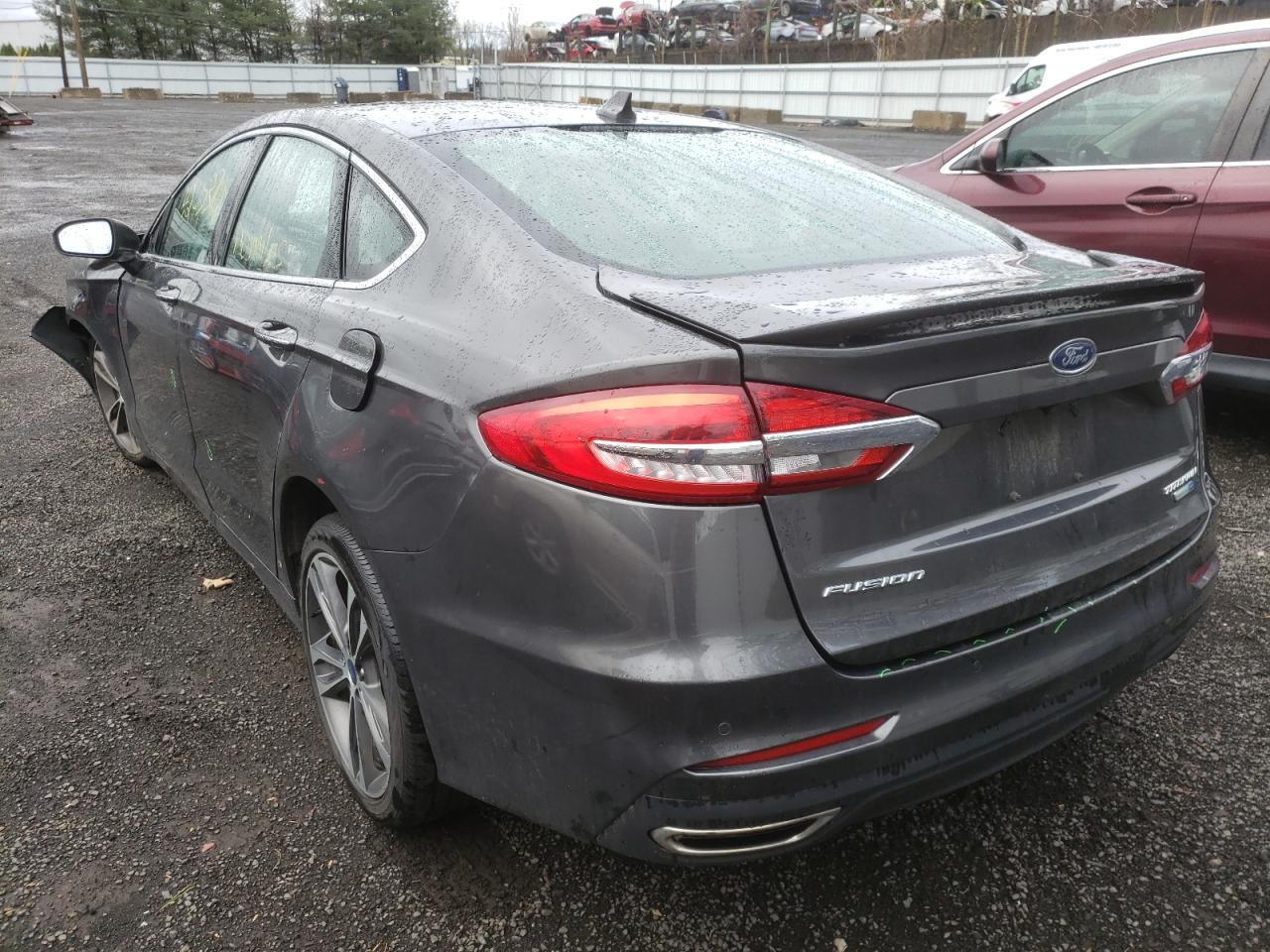 Photo 3 from auction – 2019 FORD FUSION TIT with VIN 3FA6P0D91KR240360