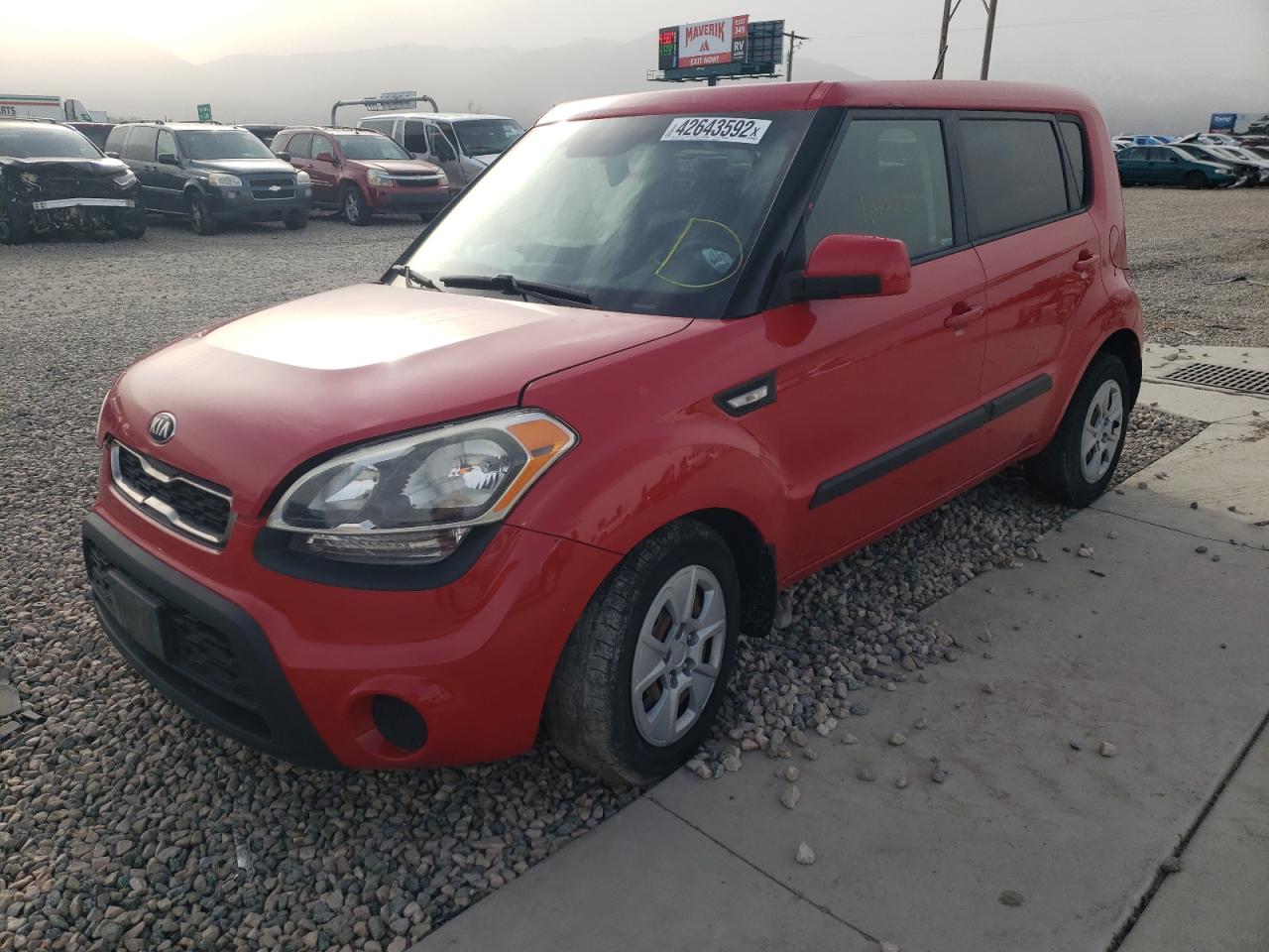 Zdjęcie 2 z aukcji – 2013 KIA SOUL z VIN KNDJT2A57D7578613